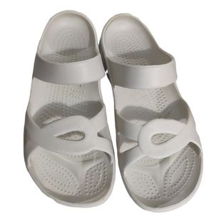 White swiftwater sandals slide in Waterproof Sandals size 9